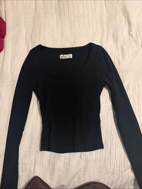 Hollister Black Ribbed Long-Sleeve Scoop Neck Top